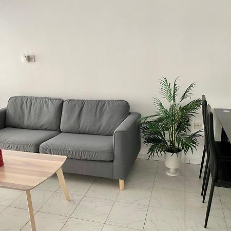 라르나카 Kontheo Elli Ground Apt 2 Near The Beach 아파트 외부 사진